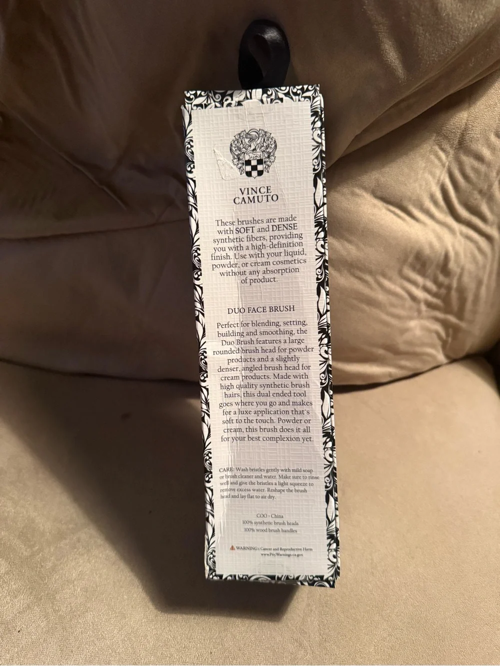Brand new Vince Camuto luxury beauty collection duo face brush